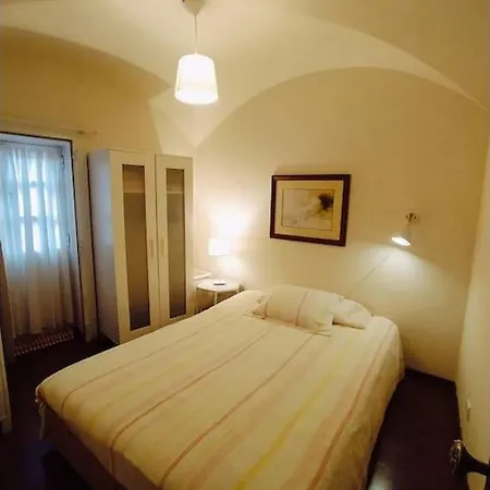 New In Town Principe Real Lisbon